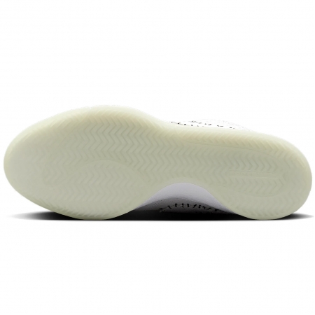 Nike Book 1 The Nightmare Before Christmas