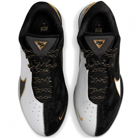 Nike LeBron 22 Mogul