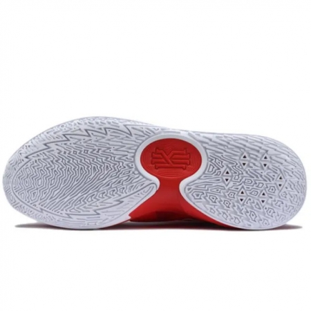 Nike Kyrie Low 5