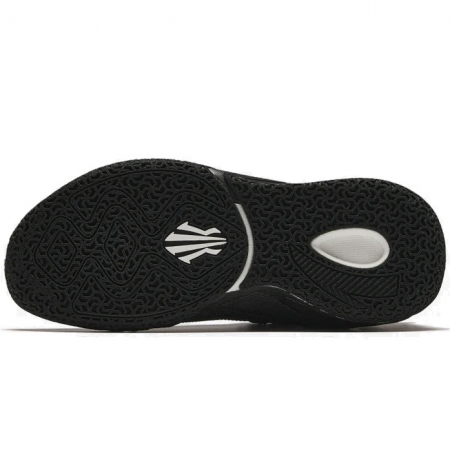 Anta KAI 1 Yin Triple Black