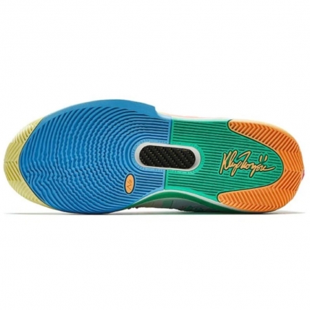 Anta KT 10 Christmas