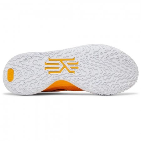 Nike Kyrie 7 TB
