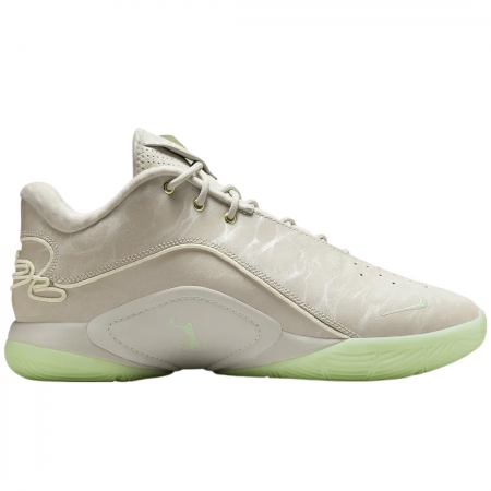 Nike LeBron 22 Dunkman