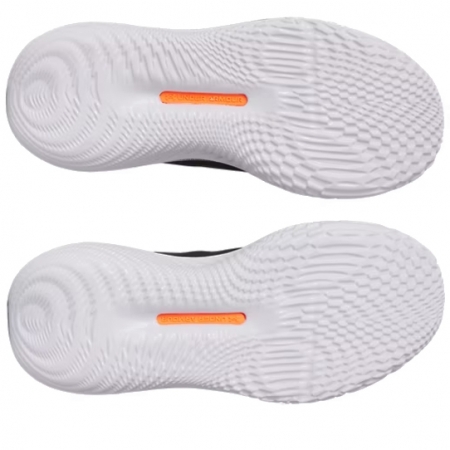 Under Armour Flow Breakthru 5