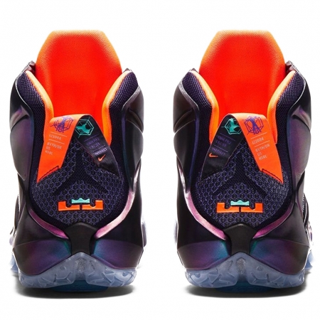 Nike LeBron 12