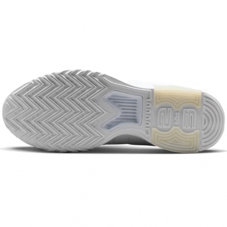 Nike LeBron Witness 9