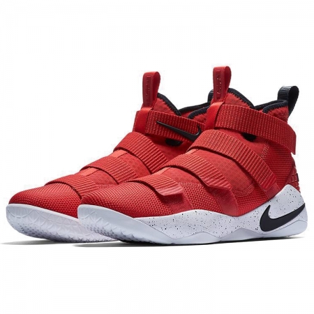 Nike LeBron Soldier 11