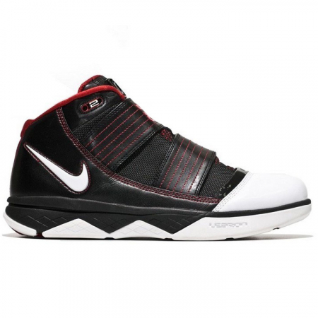 Nike Zoom Soldier III