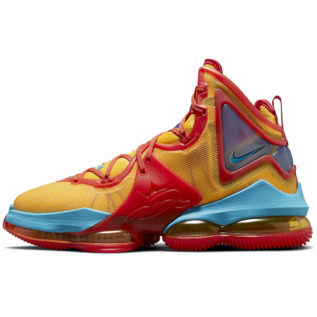 Nike LeBron 19