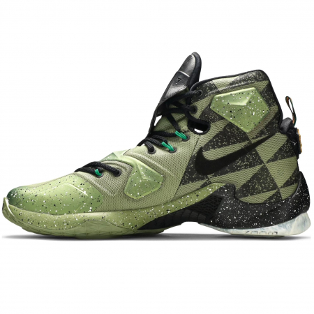 Nike LeBron 13